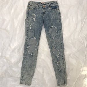REFUGE ripped jeans!